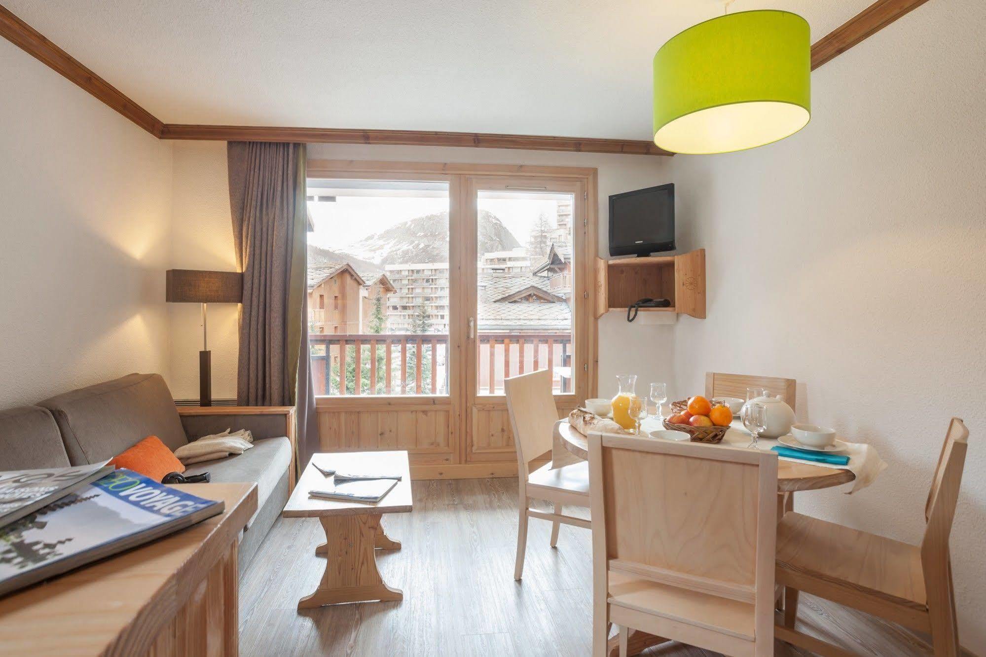 Residence Pierre & Vacances Les Chalets De Solaise Val-d'Isere Exterior photo